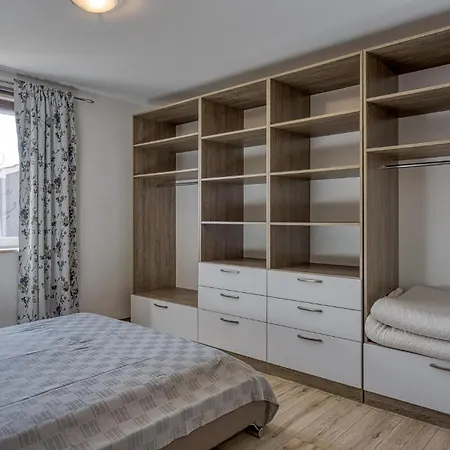 1 Bedroom Pet Friendly In Kanfanar
