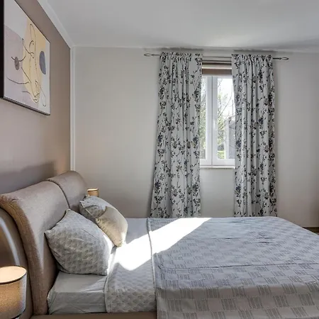 1 Bedroom Pet Friendly In Apartman