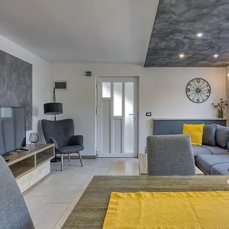 1 Bedroom Pet Friendly In Apartamento