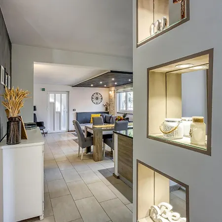 1 Bedroom Pet Friendly In *